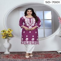 Rasili Nx Sui Dhaga Wholesale Chikankari Embroidery Kurti With Pant