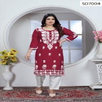 Rasili Nx Sui Dhaga Wholesale Chikankari Embroidery Kurti With Pant