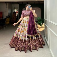 Aawiya 1689 Colour Wholesale Floral Print Lehengas Choli