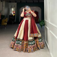 Aawiya 1617 Colour Wholesale Navratri Special Lehengas Choli