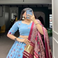 Aawiya D.no 1733 Colour Wholesale Navratri Special Lehengas