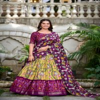 Aawiya Ishanya 1214 Colour Wholesale Navratri Special Lehengas Choli