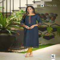 Kadlee Aarvi Wholesale Viscose Weaving Long Kurtis