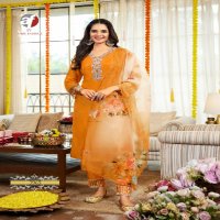 Anju Saheli Wholesale Pure Tissue Shimmer Kurtis With Pant And Dupatta