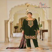 Shree Fabs R-1492 Wholesale Readymade Velvet Indian Pakistani Suits