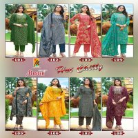 Master Hot Chilly Wholesale Capsule Print Kurti With Pant And Dupatta