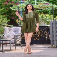Tips And Tops Yami Vol-4 Wholesale Reyon Wrinkle Fancy Short Tops