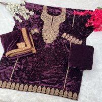 Shraddha Senorita Wholesale Velvet Fabrics Pakistani Style Winter Suits