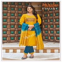 Banwery Fasaana Wholesale 14 Kg Reyon Embroidery Kurti With Pant And Dupatta