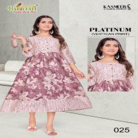 Hariyaali Platinum Wholesale Heavy Vertican Print With Flair Concept Kurtis Combo