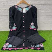 1450 BY LAXURIA READYMADE FOX FASHIONABLE DESIGN PAKISTANI KURTI PANT WITH DUPATTA