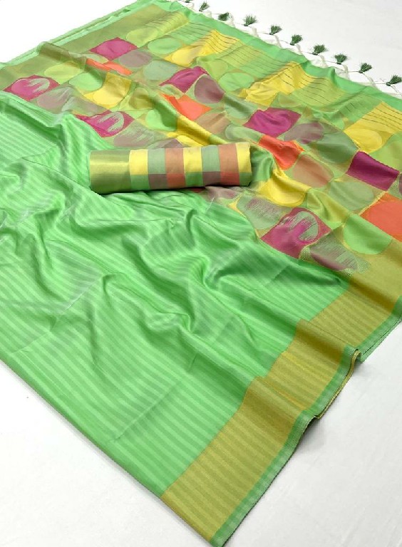 Rajtex Kube Silk Wholesale Soft Silk Handloom Sarees