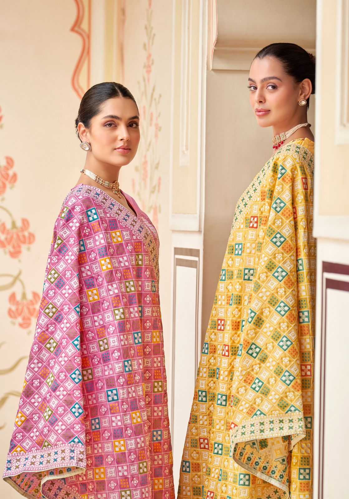 ALOK SUIT PRESENTS LAKHNAVI TOUCH VOL 5 STYLISH ZAM COTTON SALWAR KAMEEZ MATERIAL