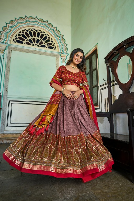 Aawiya Sanaya 1209 Colour Wholesale Lehenga Choli