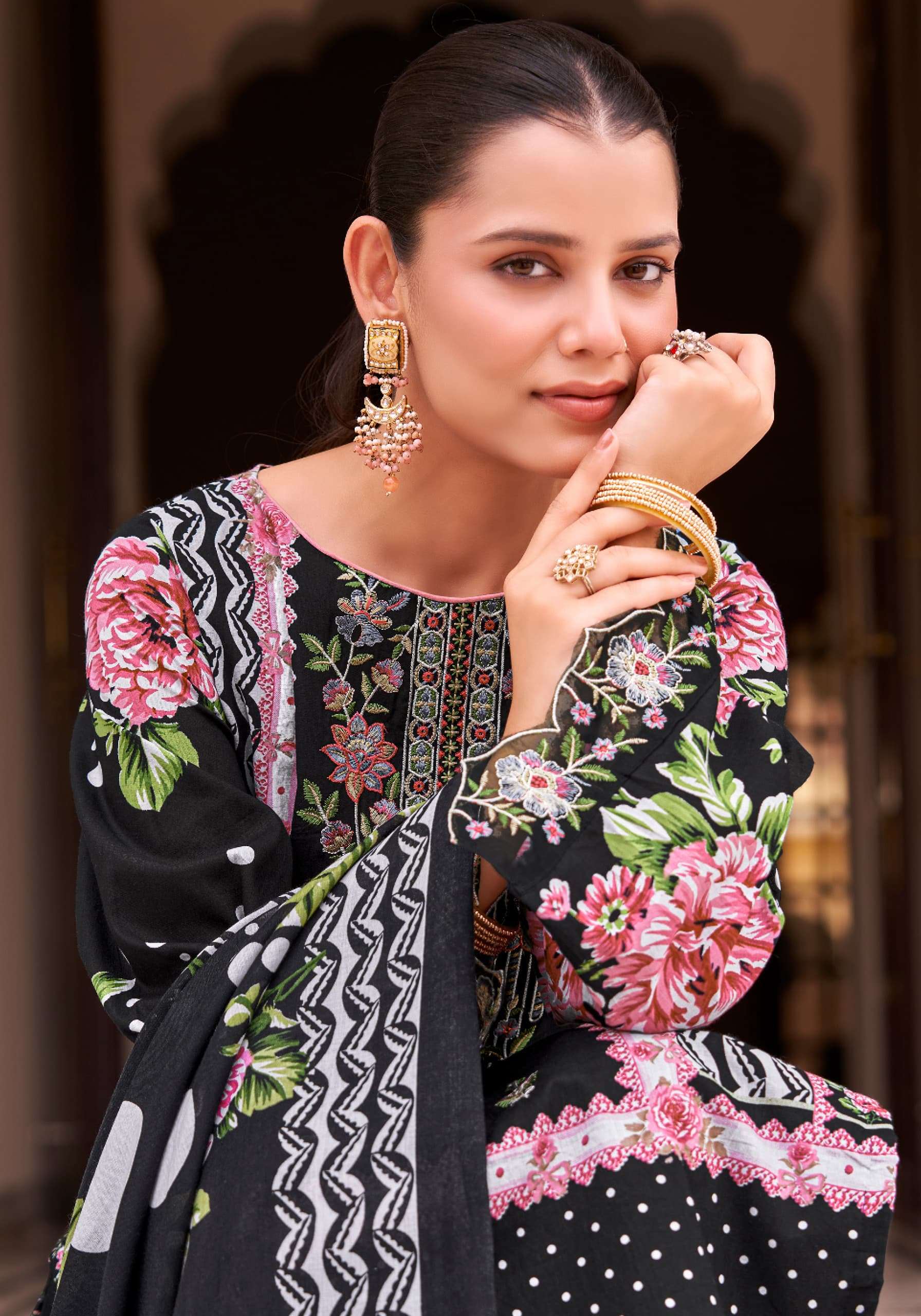 MUZLIN BY ALOK COTTON MODERN PAKISTANI PRINT EMBROIDERY WORK SALWAR KAMEEZ