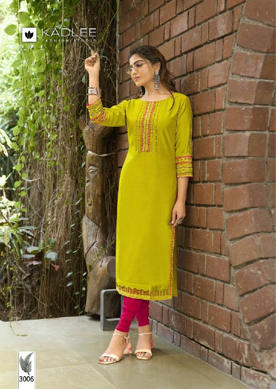 Kadlee Aarvi Wholesale Viscose Weaving Long Kurtis