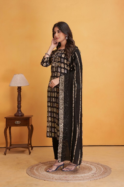 Seamore Peacock Wholesale Woman Kurti With Pant And Dupatta