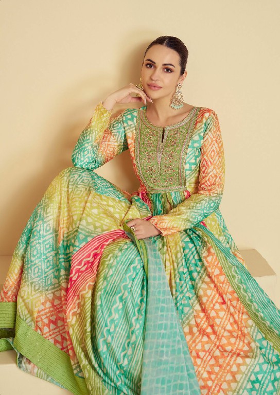 Gulkayra Vaari Wholesale Real Muslin Gown With Dupatta