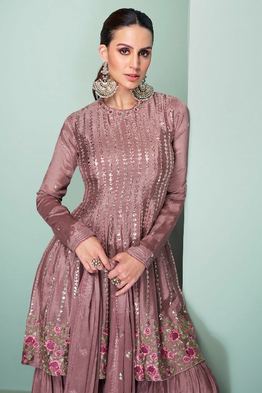 Gulkayra Riwayat Wholesale Real Chinon Free Size Stitched Suits