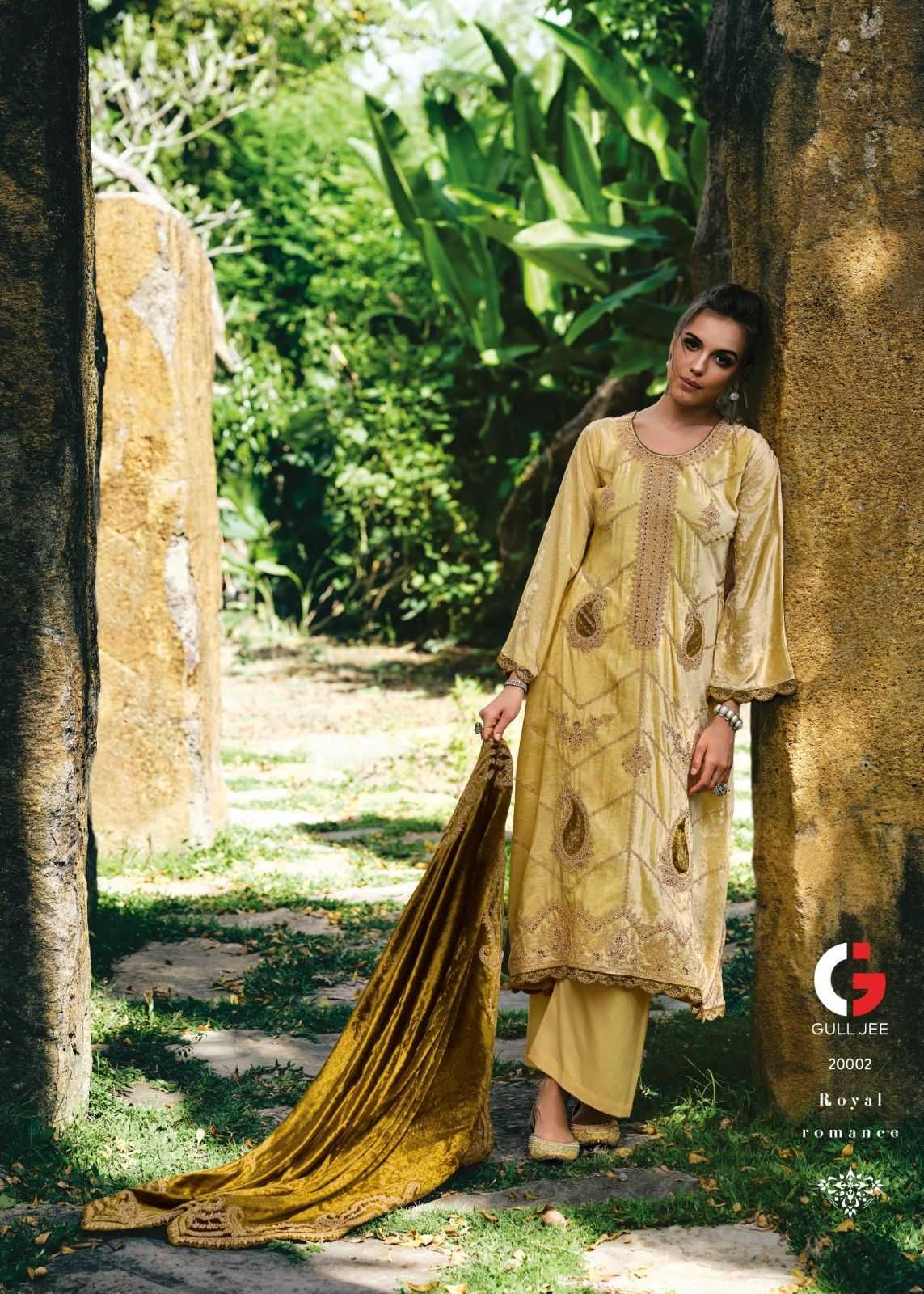 gull jee gul nasreen heavy embroidery velvet designer suits