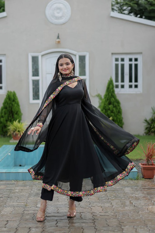 Banwery anishka embroidery georgette readymade combo gown with dupatta