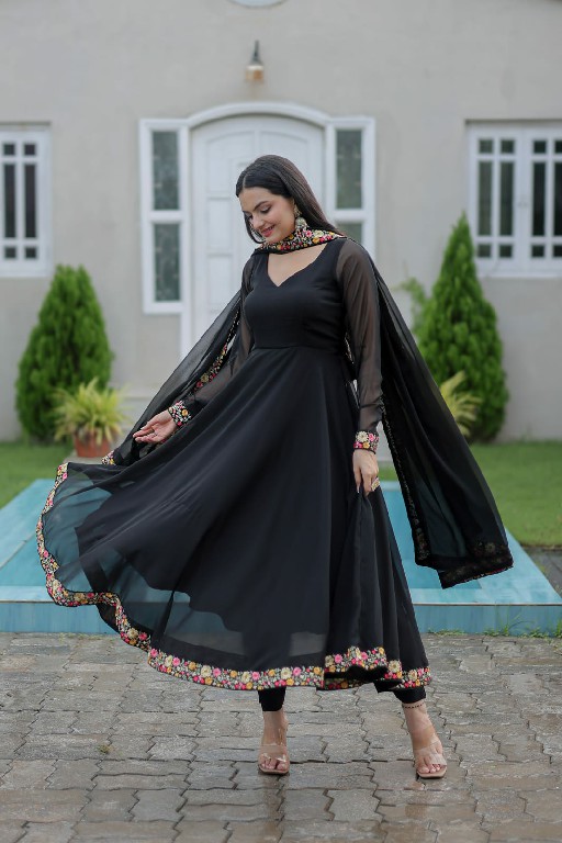 Banwery anishka embroidery georgette readymade combo gown with dupatta