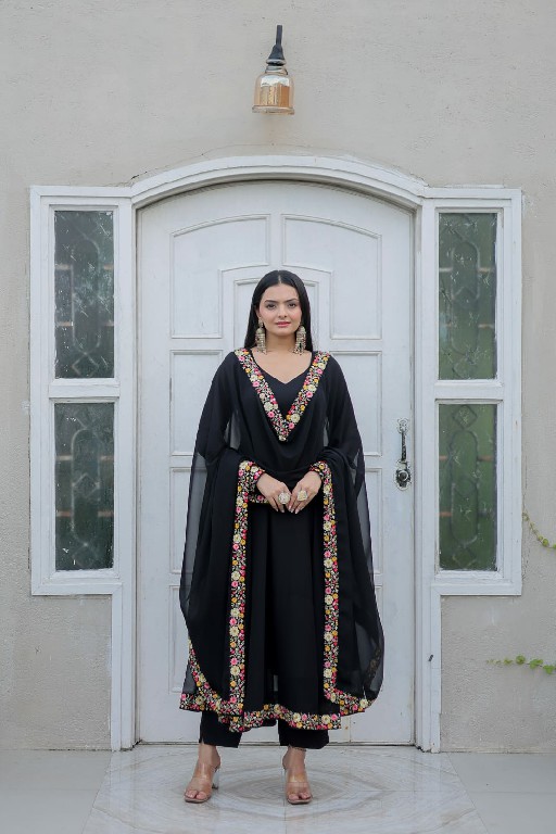 Banwery anishka embroidery georgette readymade combo gown with dupatta