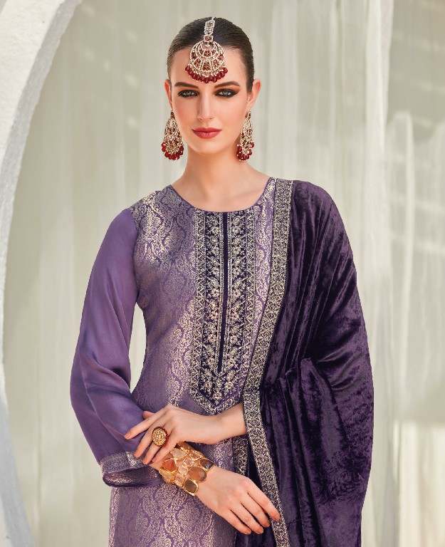 Ibiza Sadgi Wholesale Pure Gaji Silk With Neck Velvet Patch Winter Suits