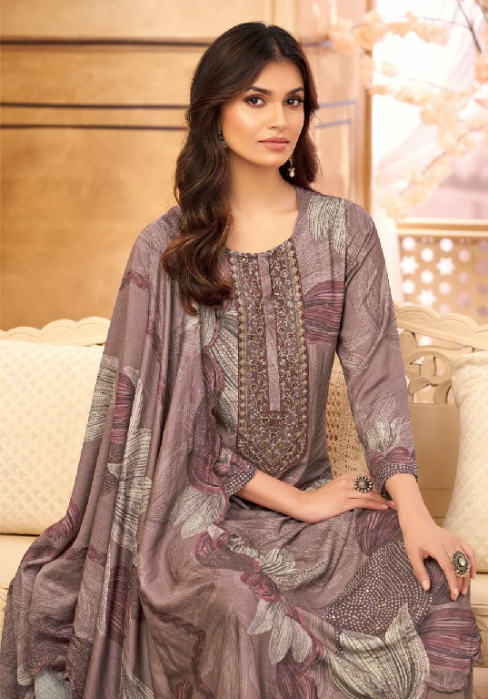 T And M Radhya Wholesale Staple Twill With Handwork Winter Suits