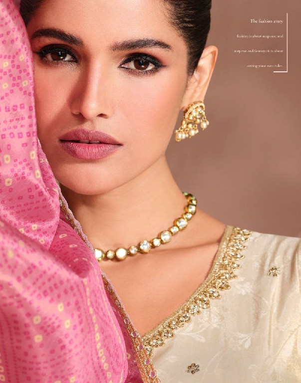 Sayuri Gunjan Wholesale Simar Viscose Jacquard Silk Gown With Dupatta