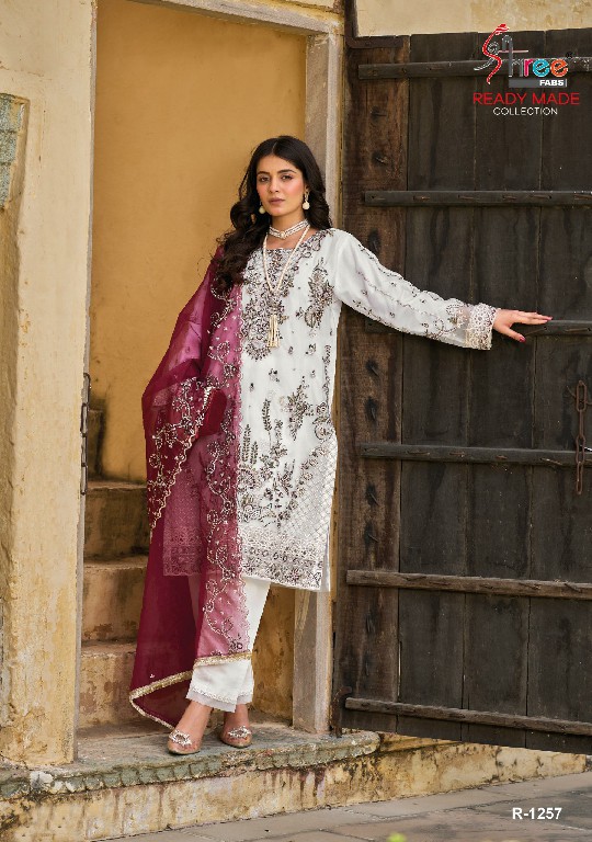 Shree Fabs R-1257 Wholesale Readymade Indian Pakistani Concept Suits