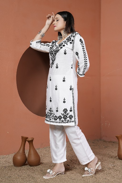 Rasili Nx Siya Wholesale Heavy Rayon With Chikankari Embroidery Work