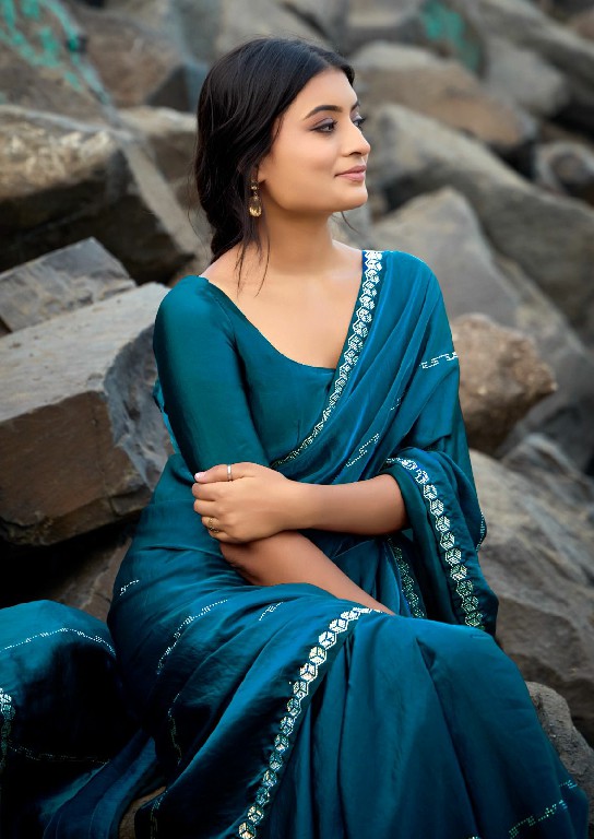 Kashvi Silver Stone Vol-8 Wholesale Jharkan Work Ethnic Sarees