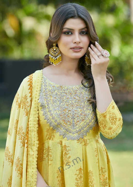 Seriema Kumb Raja Rani Light Wholesale Heavy Shiffli Readymade Suits