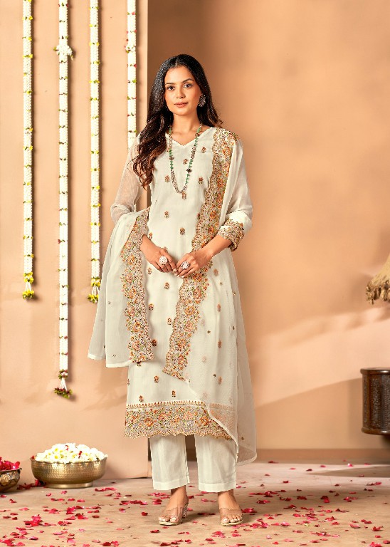 Bela Fashion Kristal Wholesale Crystal Chiffon Straight Salwar Suits
