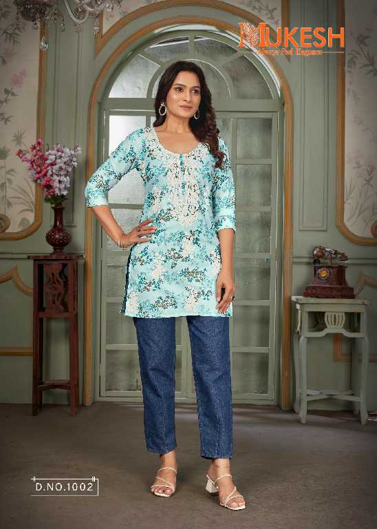 Banwery Maira Wholesale Pure Cotton Print With Chikan Work Short Tops
