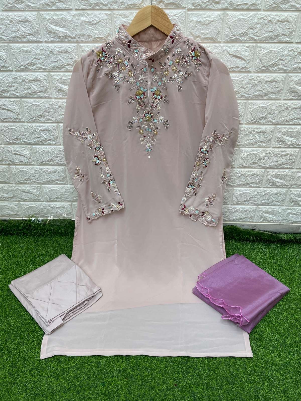 LAXURIA 1242 GEORGETTE PAKISTANI DESIGNER READYMADE SALWAR KAMEEZ