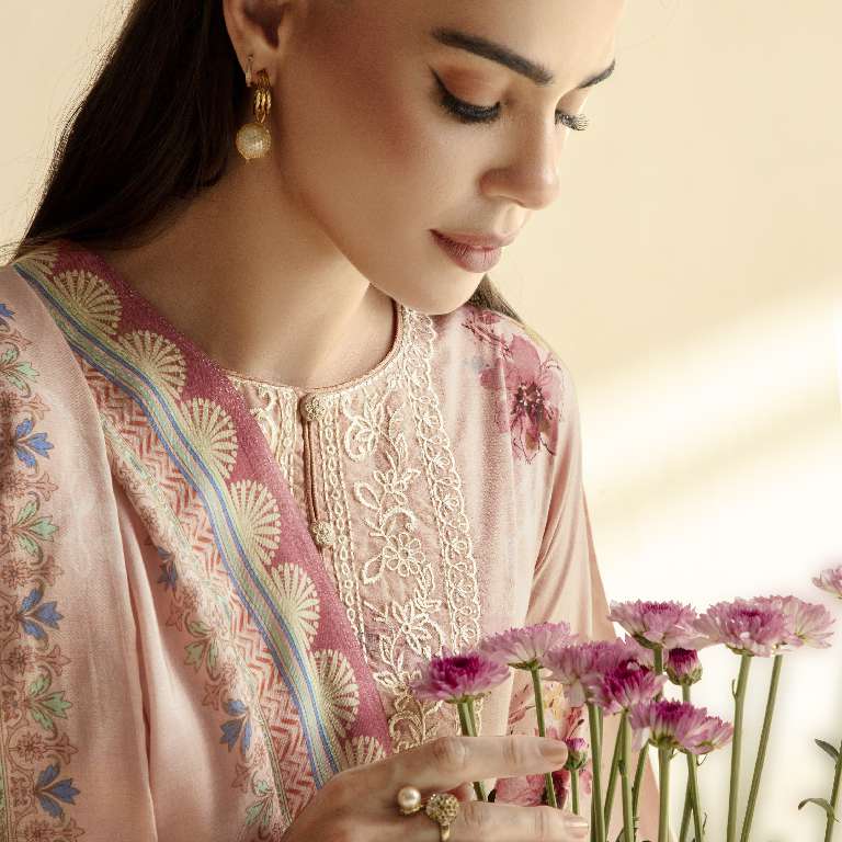 KIMORA SOHNI RARE VOL-21 WHOLESALE PURE LAWN WITH DIGITAL PRINT SUITS