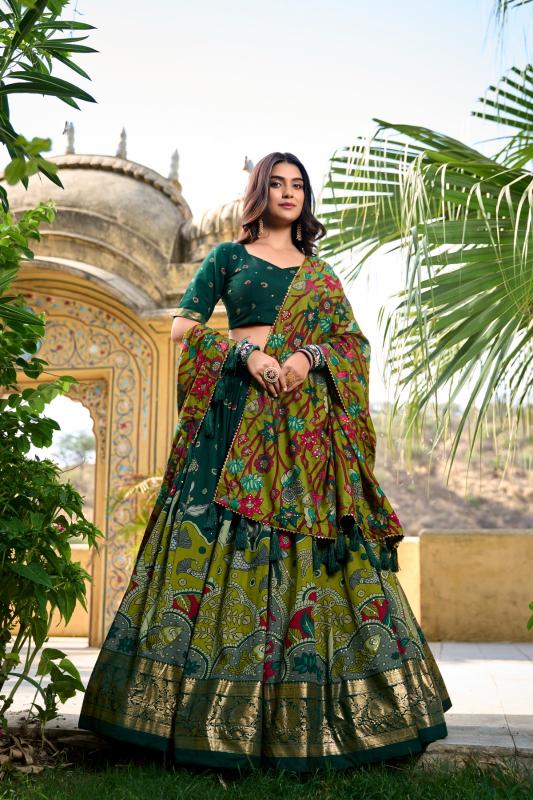 MUSAFIR LNB1219 TUSSAR SILK FESTIVE HALF SAREE STITCH LEHENGA UNSTITCH CHOLI