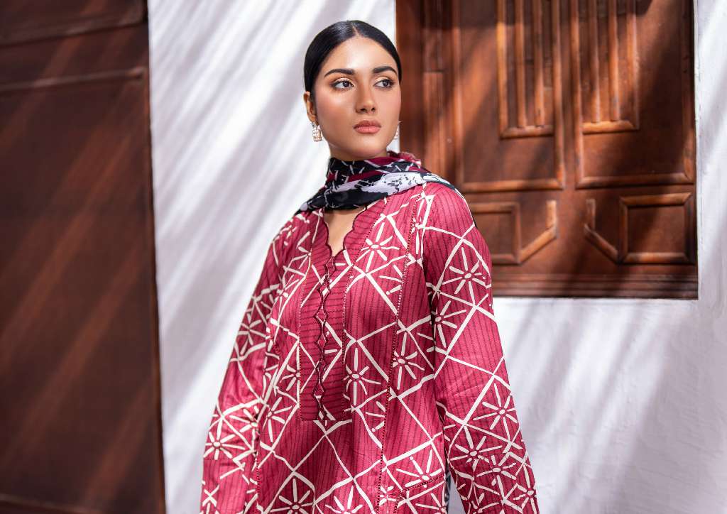 REGALIA IDENTIC WHOLESALE SEPARATES LAWN WITH BAMBER DUPATTA ORIGINAL PAKISATNI SUITS