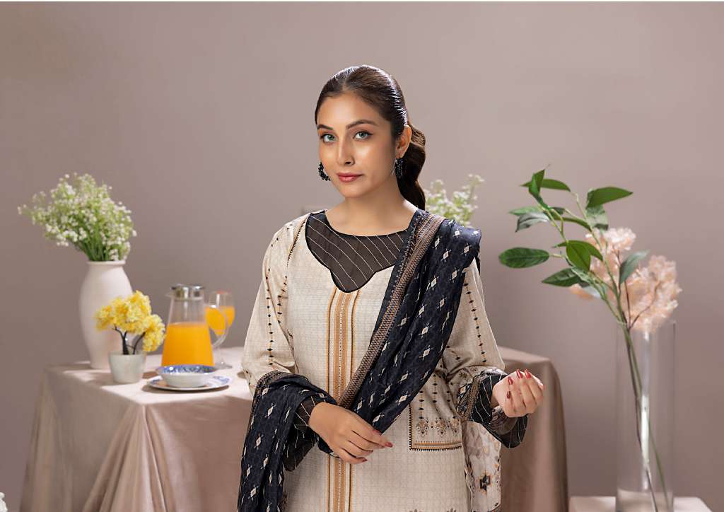 REGALIA SALINA WEAVING DOBBY VOL-1 WHOLESALE ORIGINAL PAKISTANI DRESS