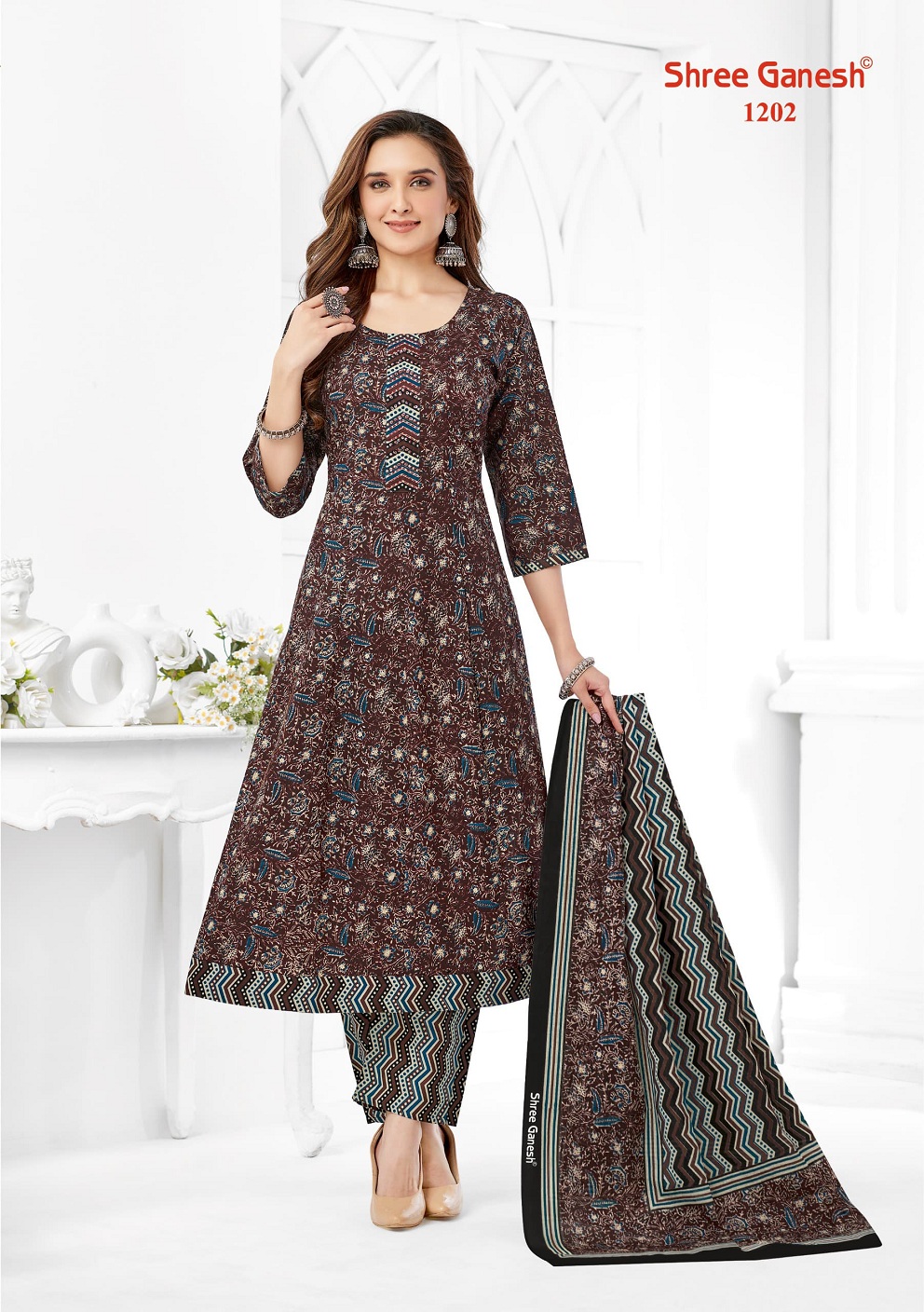 SHREE GANESH ZAANAT VOL-2 WHOLESALE TRENDY ANARKALI STYLE KURTI PAN WITH DUPATTA