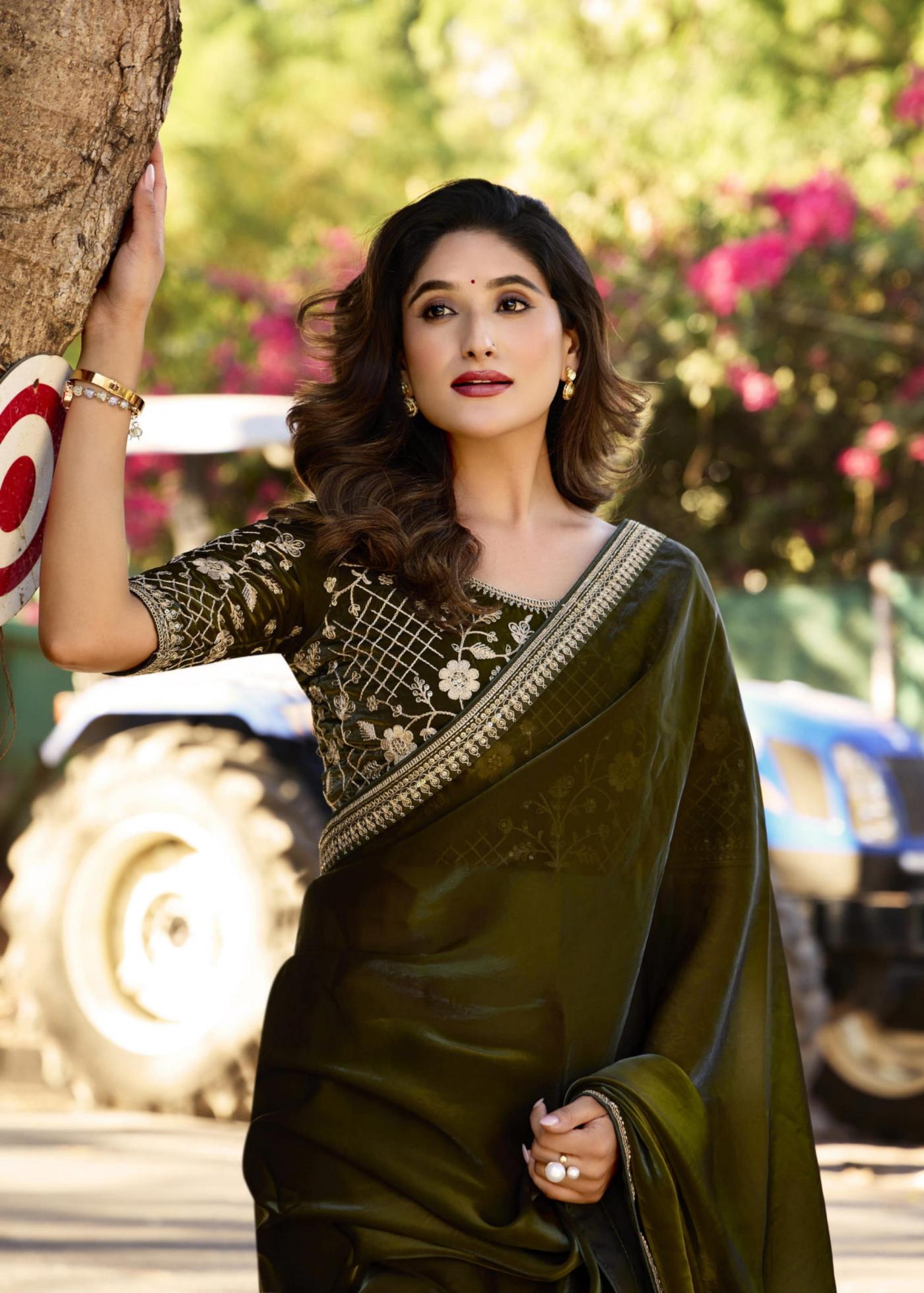 LT FASHION MAGNOLIA VOL 2 MALAI SILK DAILY WEAR BEST SAREE ONLINE