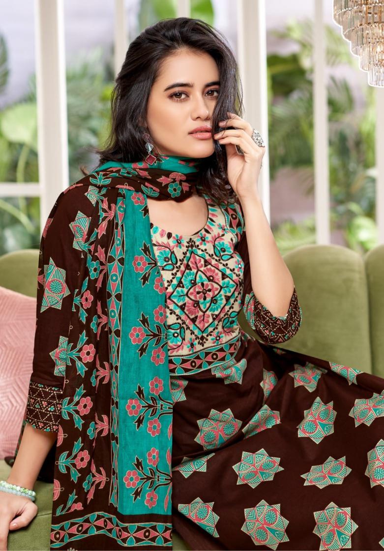 MAYUR CREATION PRESENT AJARAKH VOL 7 COTTON DAILY WEAR PLUS SIZE KURTI,BOTTOM WITH DUPATTA