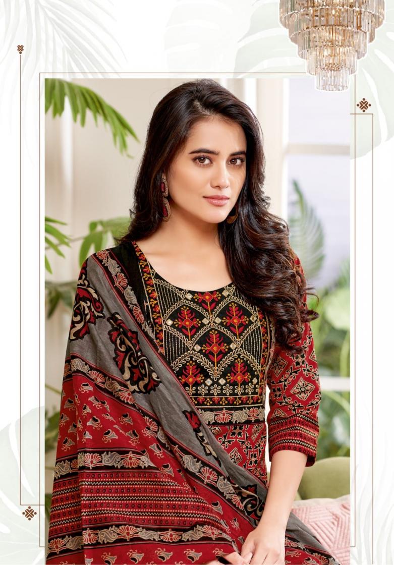 MAYUR CREATION PRESENT AJARAKH VOL 7 COTTON DAILY WEAR PLUS SIZE KURTI,BOTTOM WITH DUPATTA