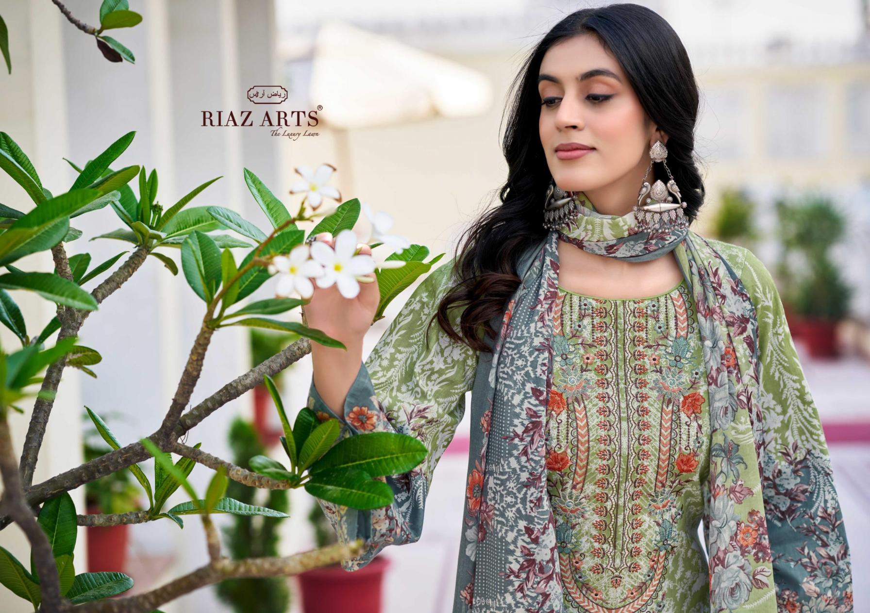 MUSAFIR VOL 26 BY RIAZ ARTS PAKISTANI PURE LAWN CAMBRIC DESIGNER DRESS