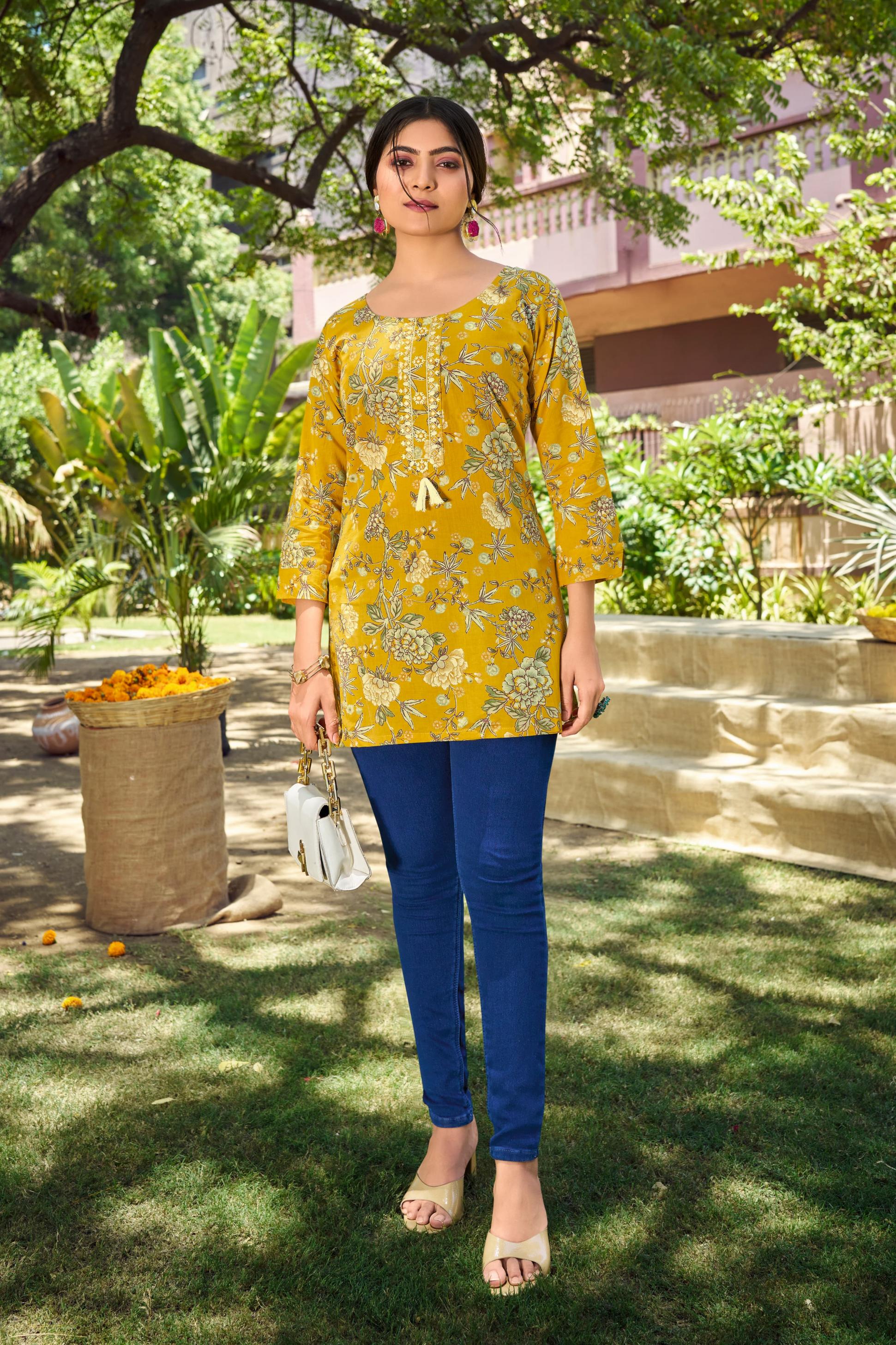 TIPS AND TOPS COTTON CANDY VOL 7 COTTON READYMADE CLASSIC WESTERN TOP FOR GIRLS