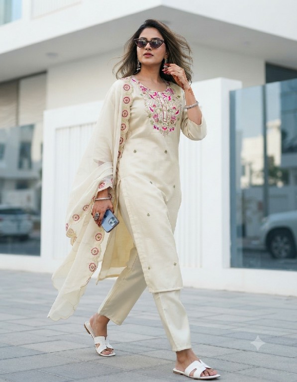 TEXTILEDEAL SUNIDHI WHOLESALE READYMADE HEAVY GLASS VISCOSE SILK EXCLUSIVE STYLE 3 PCS SUITS EXPORTER