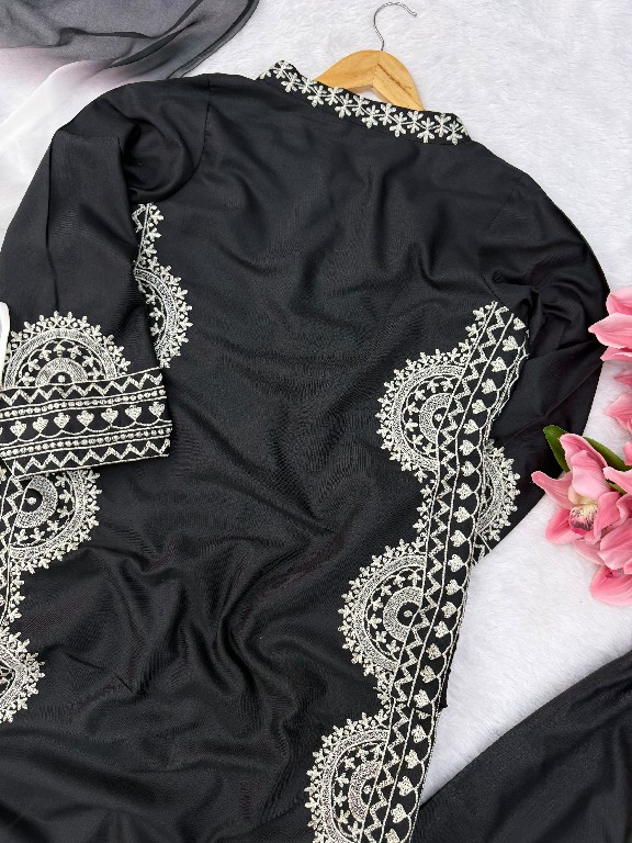 TEXTILEDEAL D.NO 6060 WHOLESALE READYMADE BISCUIT SLUB UNIQUE ELEGANCE 3 PCS SUITS EXPORTER