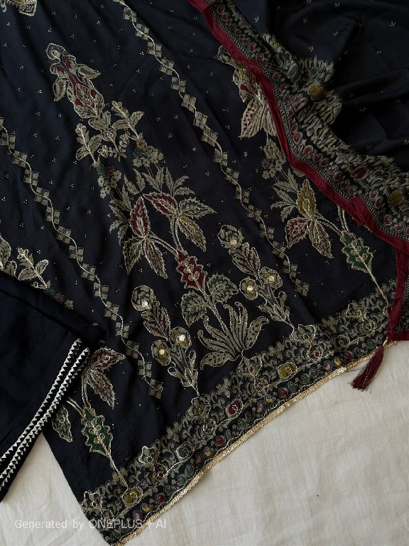 AMRUTVELA D.NO 285 WHOLESALE VISCOSE MUSLIN AMAZING HAND WORK UNSTITCH SALWAR SUITS SUPPLIER
